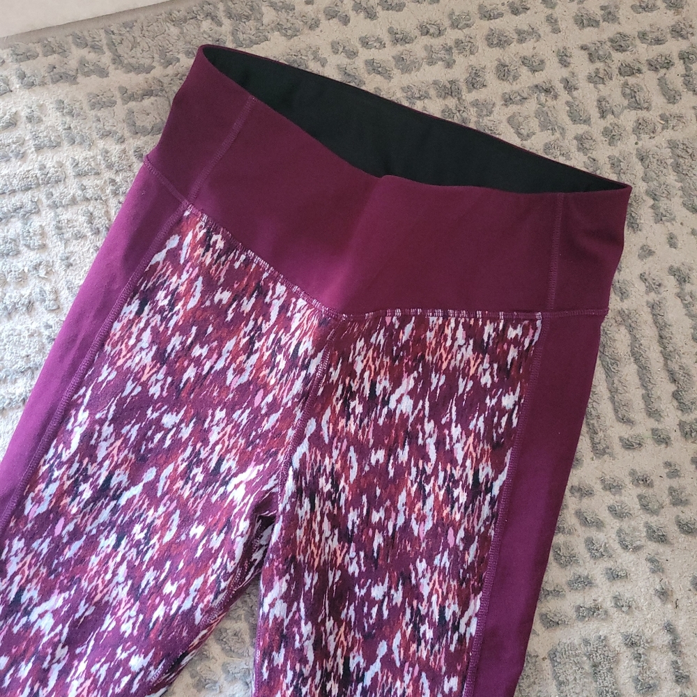 St john's bay purple print leggings womens  large size - Picture 2 of 4